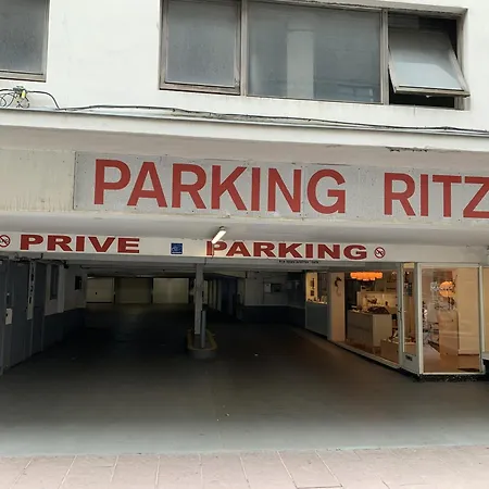 Emiel Centrum Met Garage Apartament Ostenda