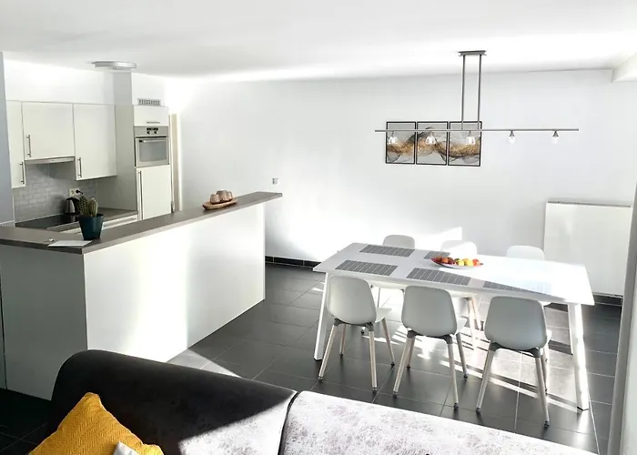 Apartamento Emiel Centrum Met Garage *