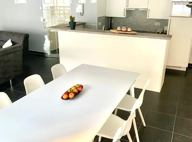 Emiel Centrum Met Garage Ostende