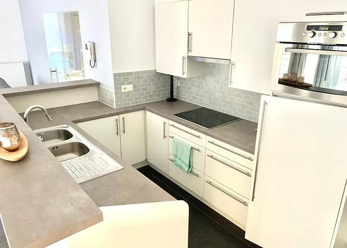 Emiel Centrum Met Garage Apartamento Ostend