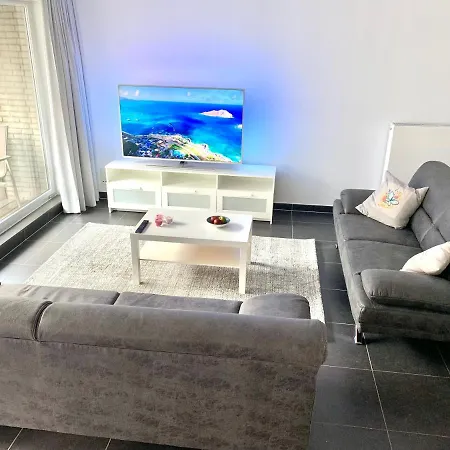 Emiel Centrum Met Garage Апартаменти Остенде